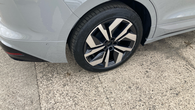 Skoda Enyaq 210kW 85 Sportline 82kWh 5dr Auto Electric Estate - Image 21